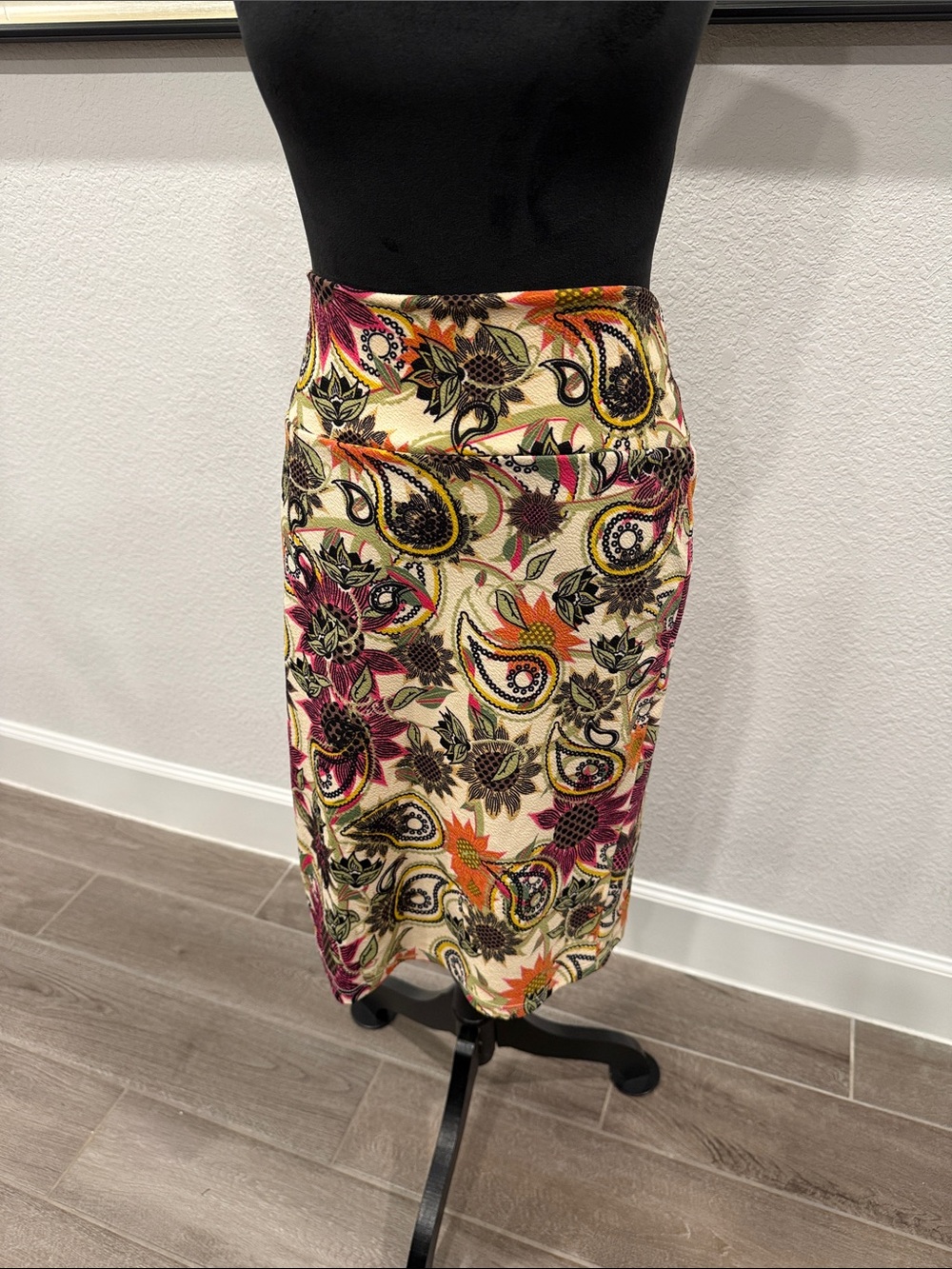 LuLaRoe Cream Pencil Skirt with Pink, Orange, Green and Black Paisley